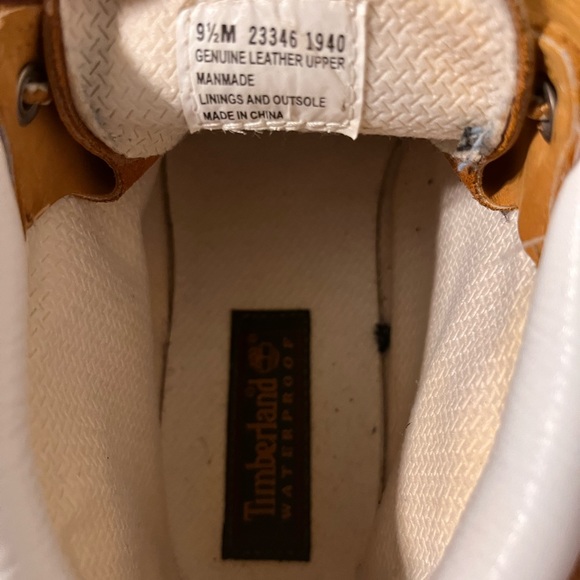 Timberlands 9.5 boots - Picture 5 of 6